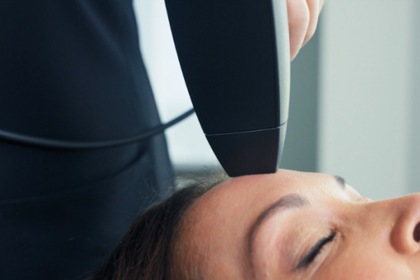 NanoFractional Laser


A precise treatment that reduces scars, pores, redness, and wrinkles while improving facial skin texture and firmness.

   Learn More